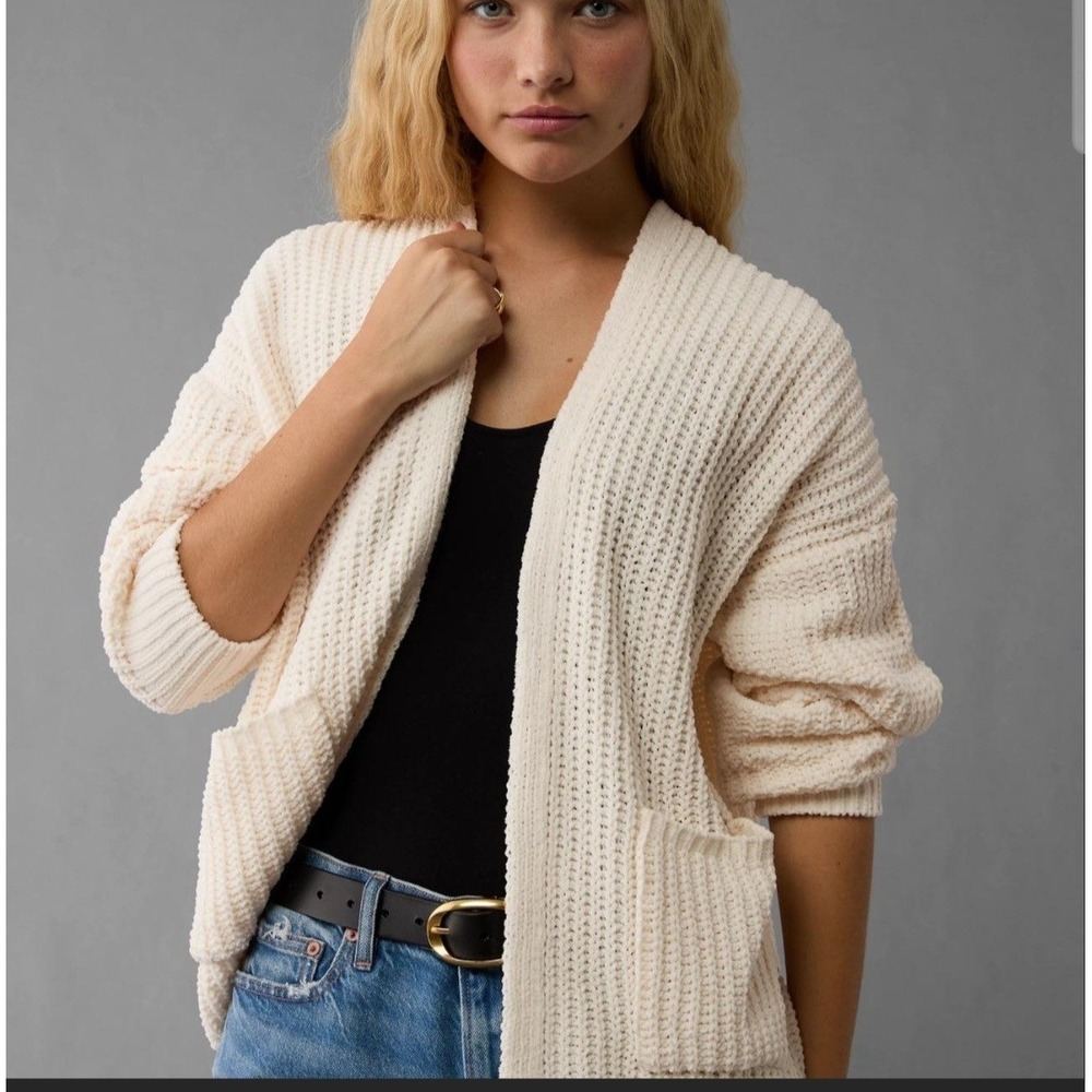 American Eagle Women's Open Front Cardigan Sweater Cream Pockets Indie Boxy Sz M